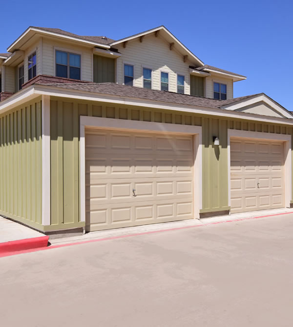 The Vineyards At Monterey Apartments leasing center